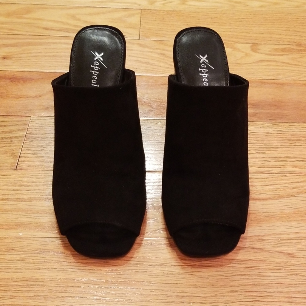 Open toe heels - Picture 2 of 8